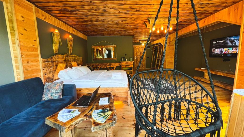 Heaven Wooden Vip Bungalow photo 3