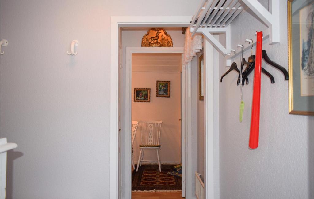 Beautiful Home In Reftele With Wifi photo 3
