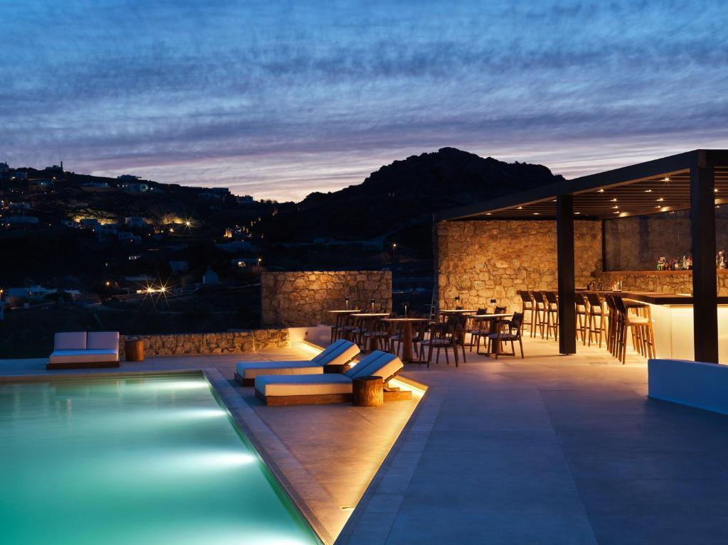 Ezio Bo Luxury Living - Tap to explore photos