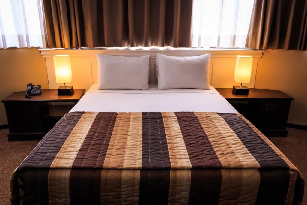 Marques Plaza Hotel photo 4