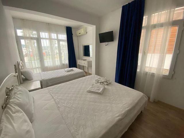 Renos Lounge Otel photo 4