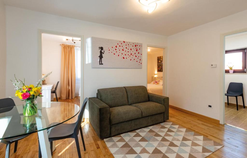 Ma Choupette Room Type - Two-Bedroom Apartment