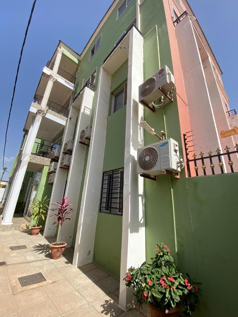 Janneya Apartments photo 4