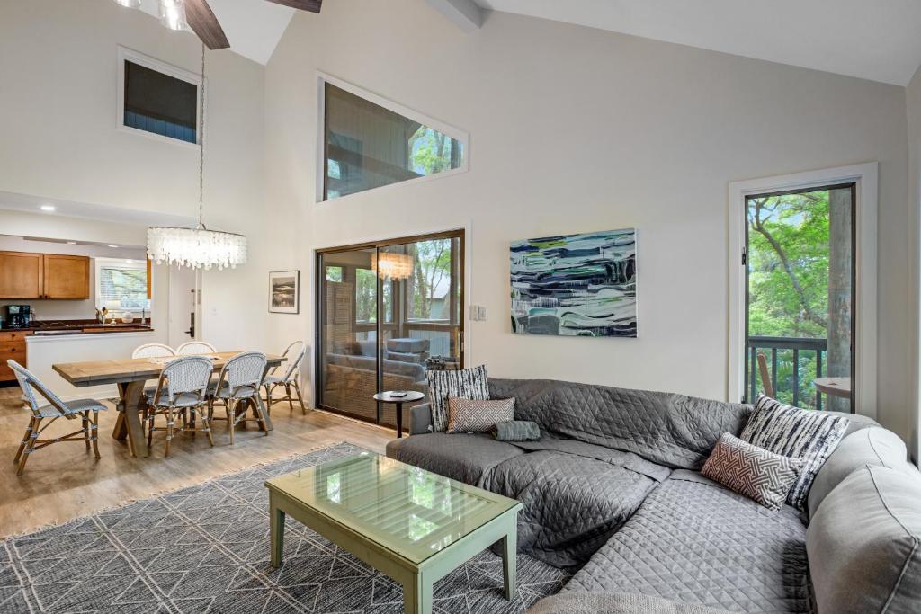 4552 Parkside Villa photo 4