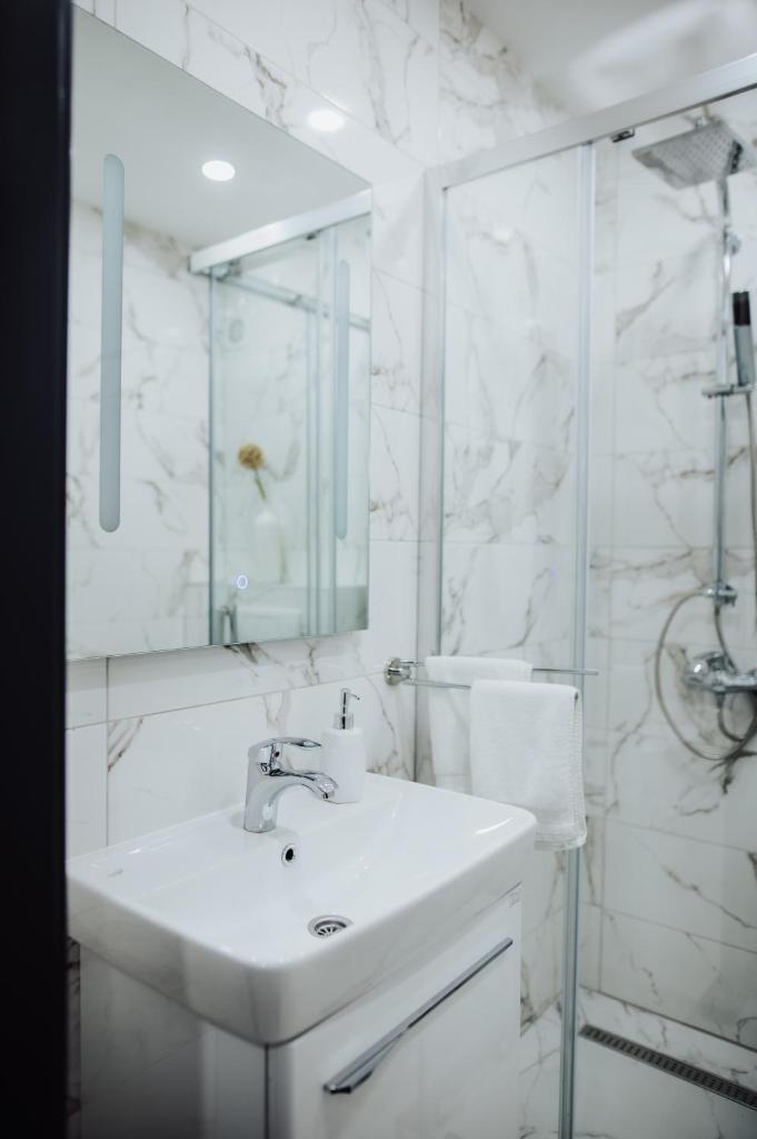 Modern Apartment 3 photo 1