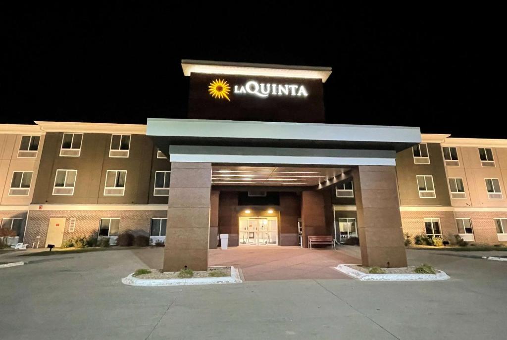 La Quinta Inn & Suites by Wyndham Ankeny IA - Des Moines IA photo 3