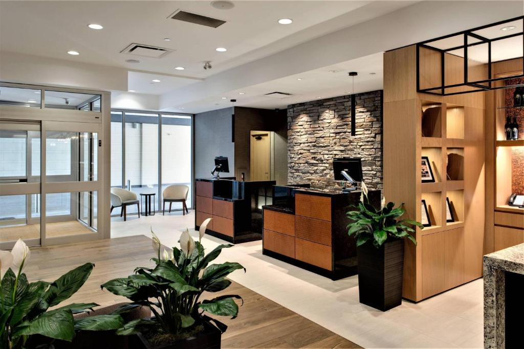 Delta Hotels by Marriott Kamloops photo 2