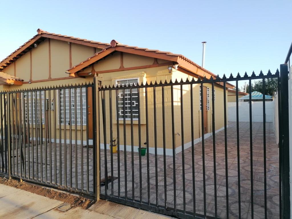 Agradable casa en Padre Hurtado VI photo 1
