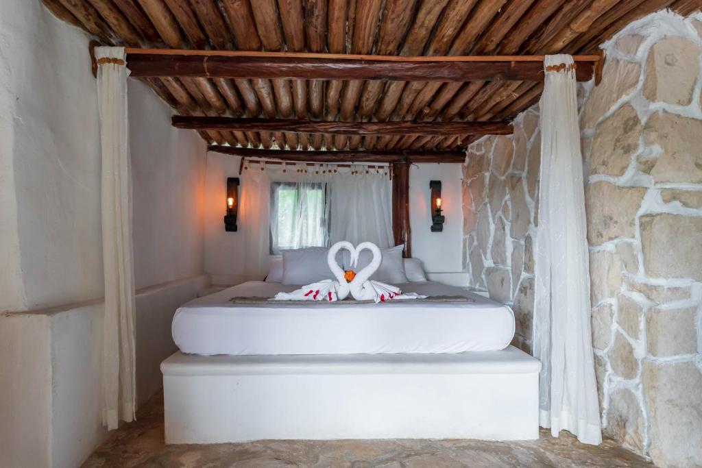 Casa Aakbal - Luxury Beach Front Villa photo 4
