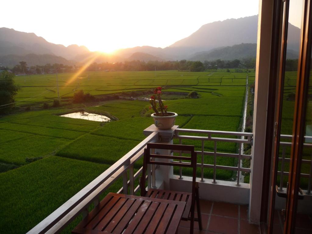 Khách sạn Mai Châu Valley View 