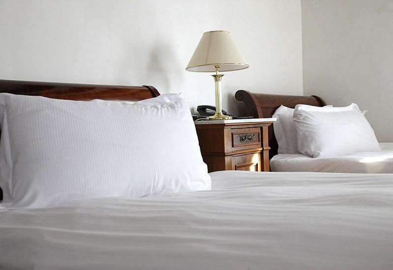 Park Hotel Villa Carpenada - Tap to explore photos