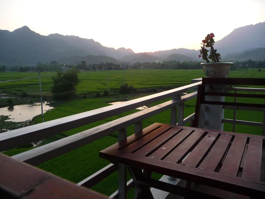 Khách sạn Mai Châu Valley View 