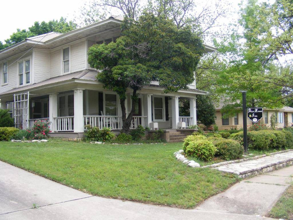 PriceHouseInn image