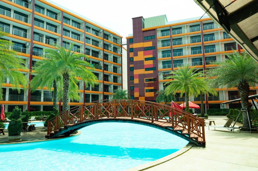 777 Beach Condo Phuket photo 3