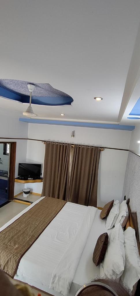 Amidhara Resort photo 2
