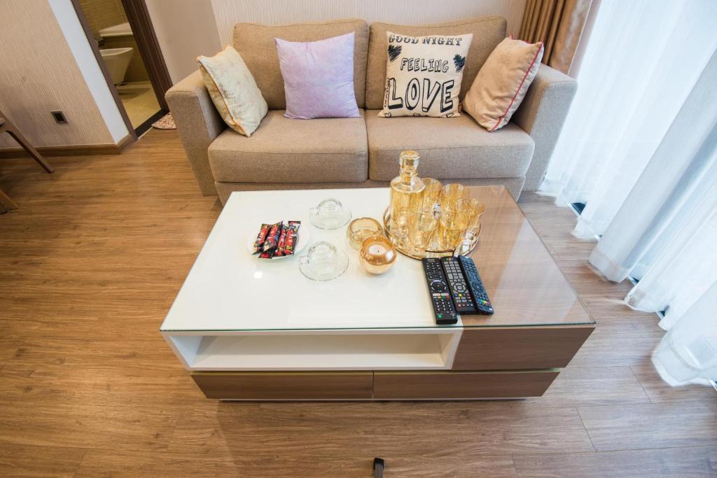 22HOUSING 3-BEDROOM APARTMNET - VINHOMES METROPOLIS