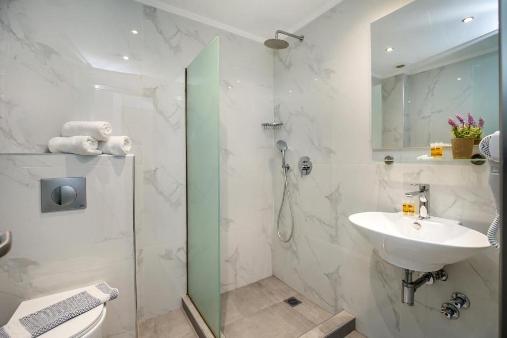 Astris Sun Hotel photo 2