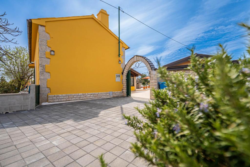 Ferienhaus/HolidayHouse Smokvica **** in Rakalj photo 2