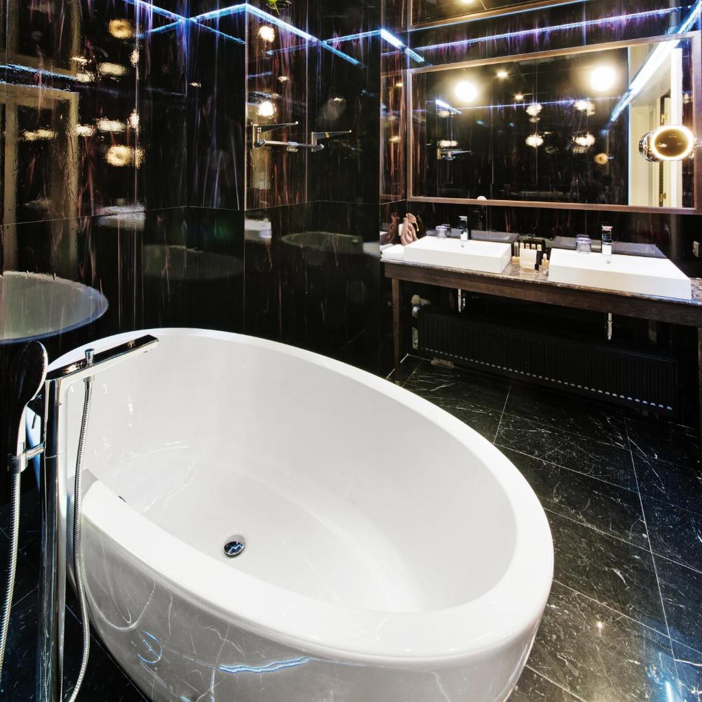 Сьюит (Люкс Onyx Tower), Grandezza Hotel Luxury Palace