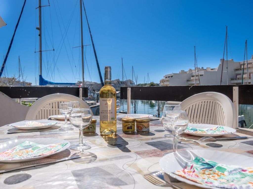 Apartment Les Marinas de la Plage I-1 by Interhome photo 1