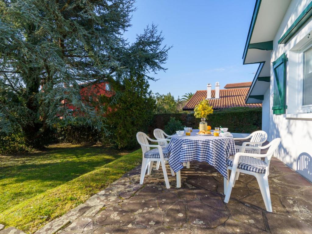 Holiday Home Euskara by Interhome