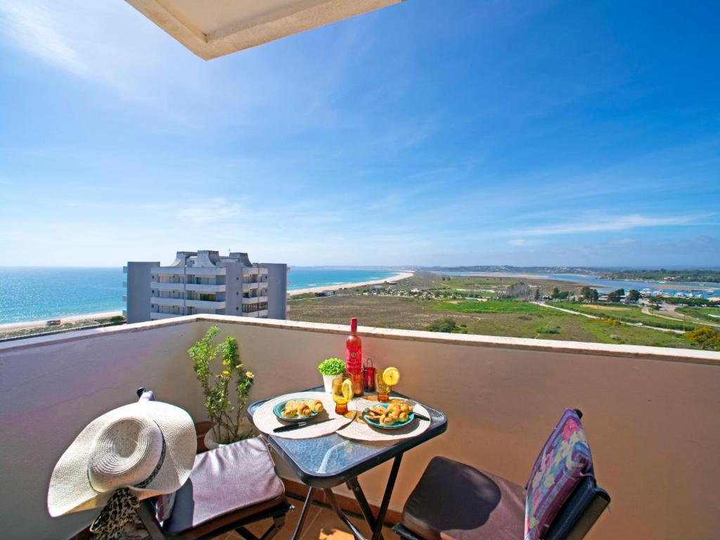 Studio Alvor Bay Dream by Interhome