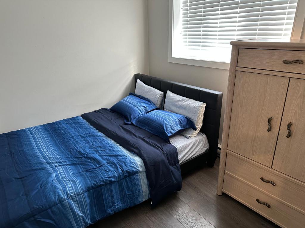 Cozy BSMT Apt w/2BR+Disney+ Nflx photo 4