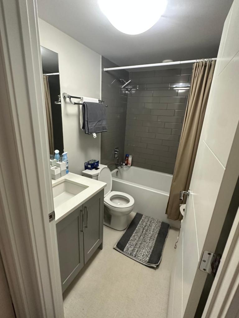 Cozy BSMT Apt w/2BR+Disney+ Nflx photo 2