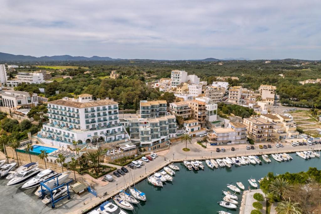Porto Drach Aparthotel & Suites photo 4