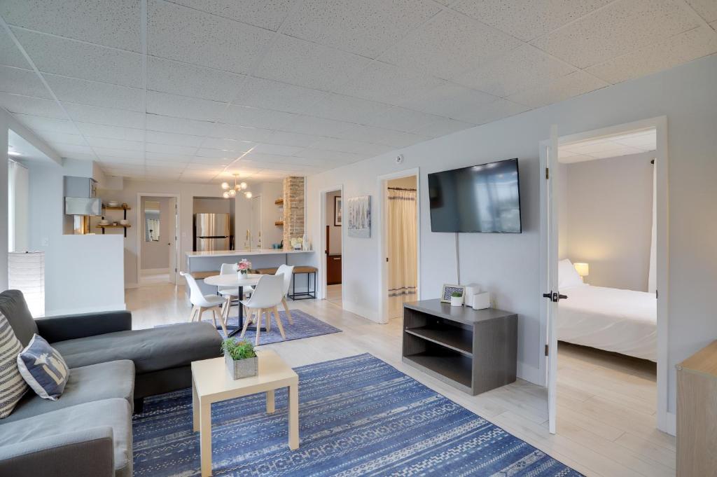 Spacious South Haven Retreat Near Lake Michigan photo 4