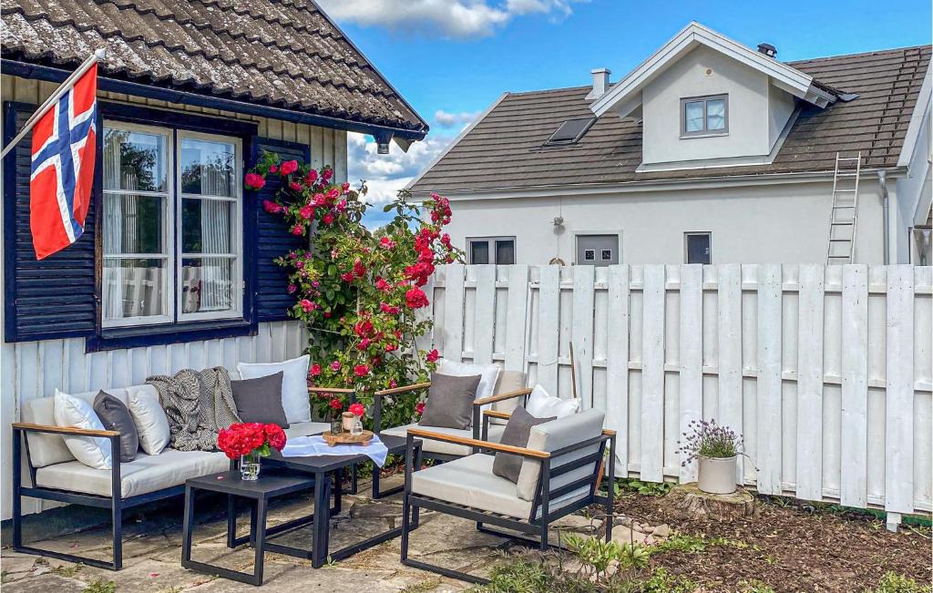 Amazing Home In Vreta Kloster With Wifi And 4 Bedrooms photo 1