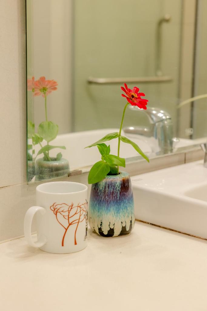 Swan Lake Eco House - ECOPARK Homestay photo 3