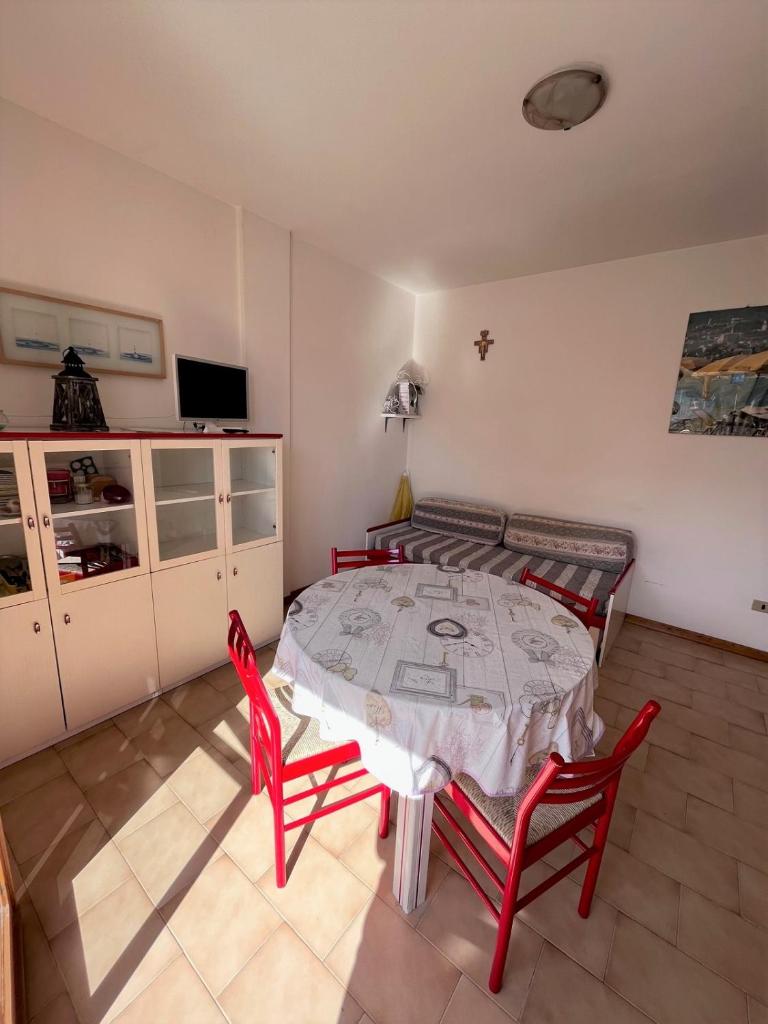 Bilo Giacomo CON TERRAZZO A 150 M DAL MARE photo 2
