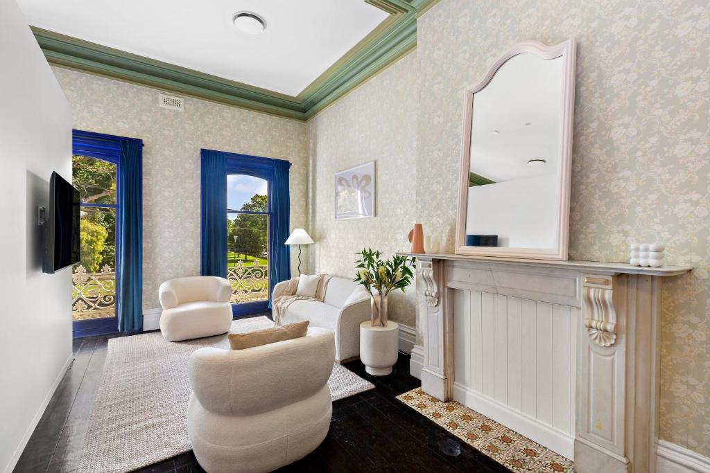 The White House Fitzroy - One of the largest single dwelling accommodations photo 2
