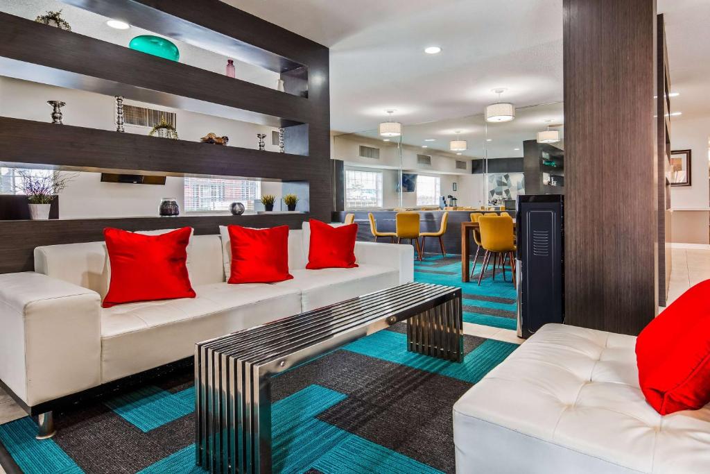Baymont by Wyndham Houston/Westchase image