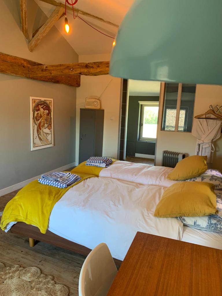 Boutique B&B- The Riverside Retreat photo 2