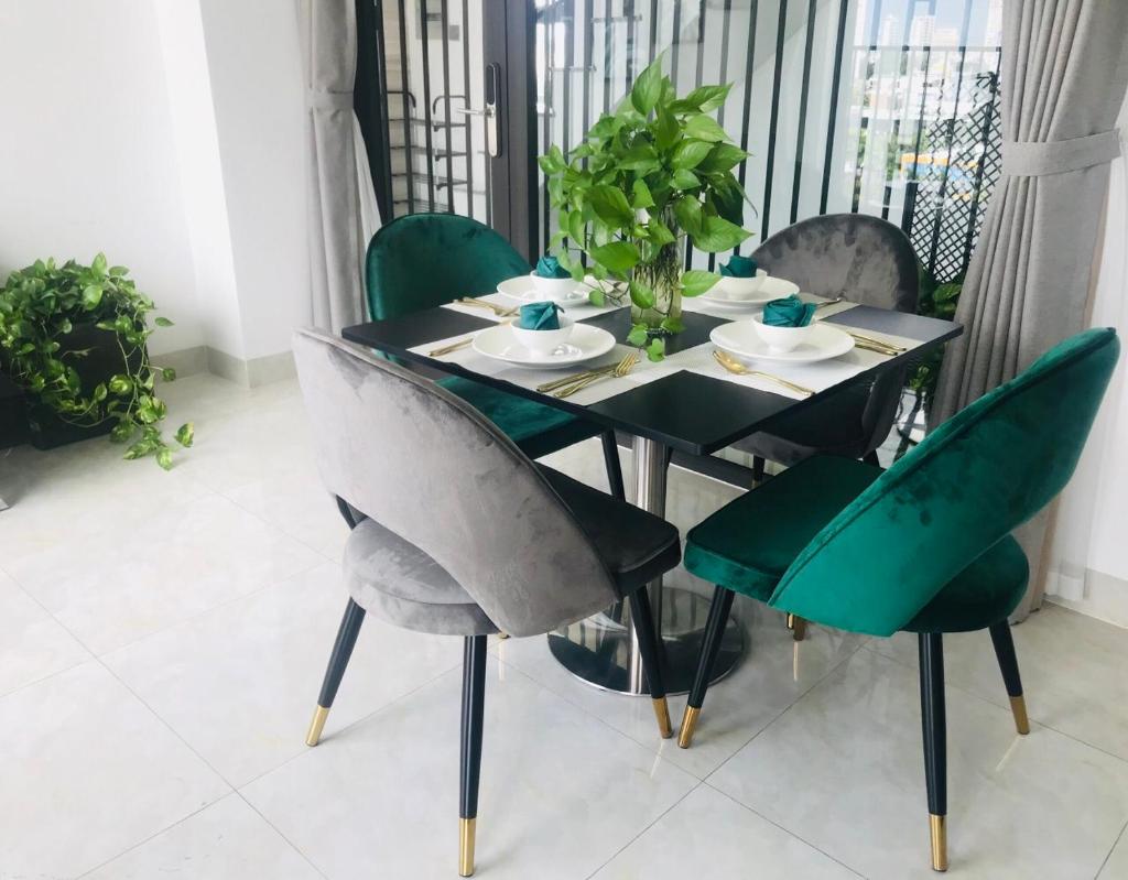 Madame Trang Da Nang