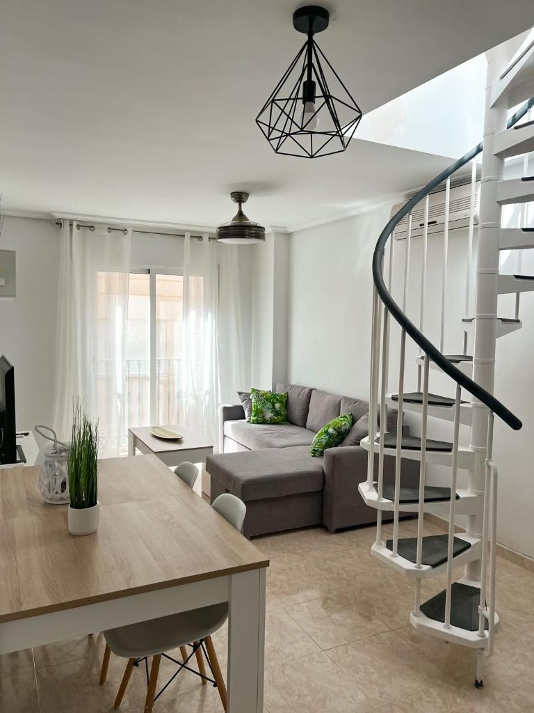 Ático duplex con Vista Mar y Terraza Privada a 200m de la playa hasta 6 personas photo 1