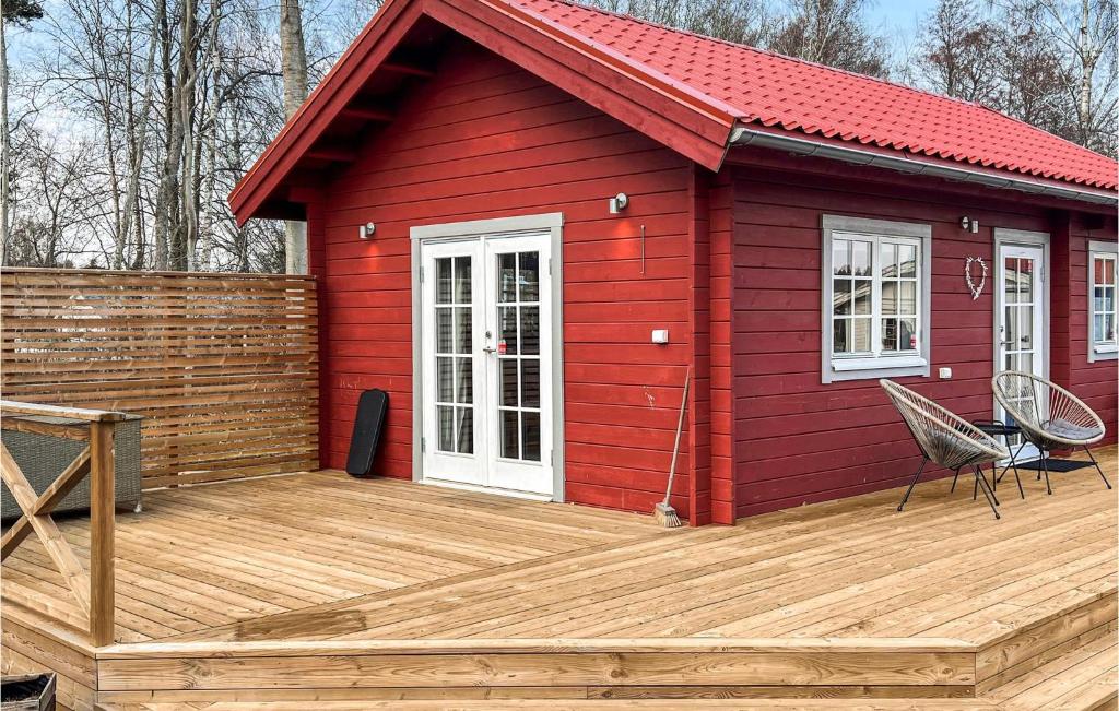 Beautiful Home In Frjestaden With 1 Bedrooms