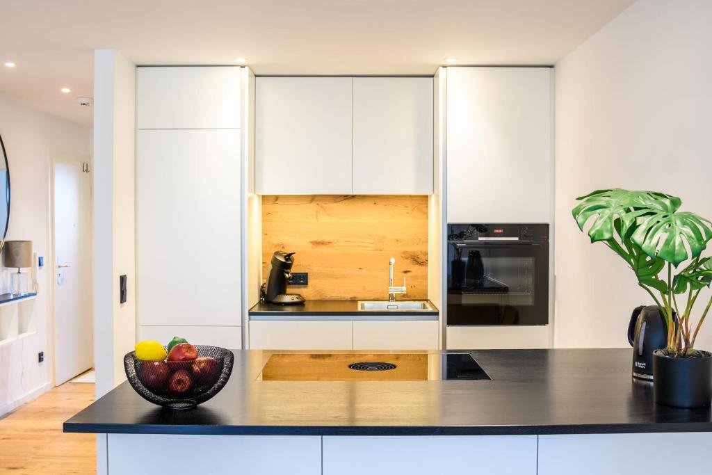 OrangeHome Design Apartment zwischen See & Zentrum photo 1