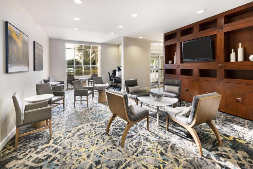 Residence Inn by Marriott Daytona Beach Speedway/Airport photo 3