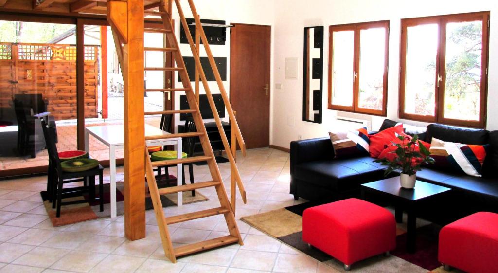 Cozy Villa close to CERN, Geneva Airport, UN photo 3