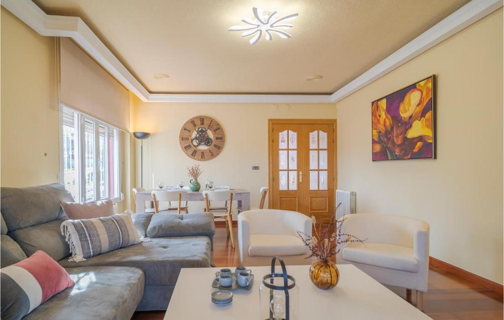 Beautiful Home In Monachil With Outdoor Swimming Pool, Wifi And 5 Bedrooms photo 3