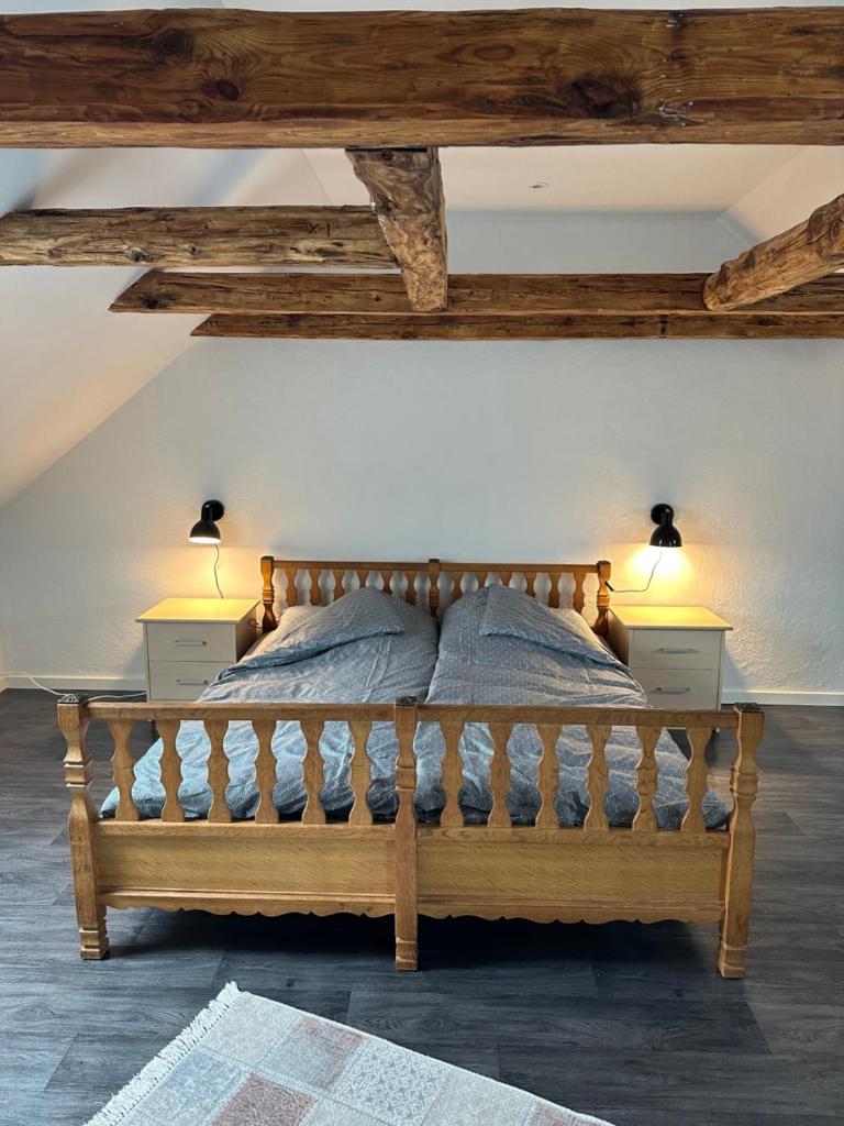 Attic Room photo 4
