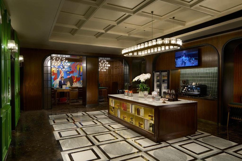 UrCove by HYATT Hangzhou West Lake - Ten minutes walk to the West Lake photo 2