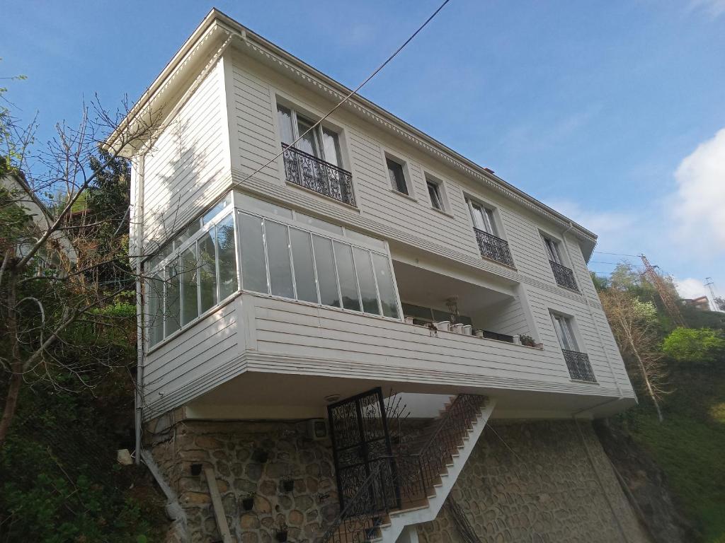 Elmas villa suit