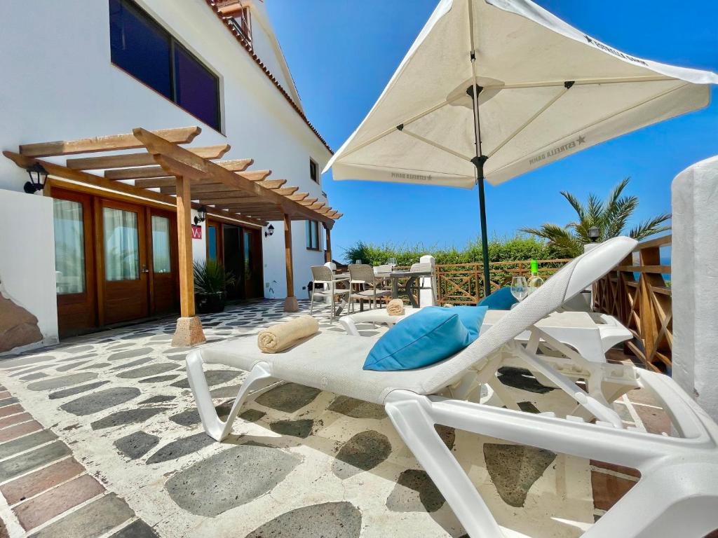 Bollullo Paradise photo 1