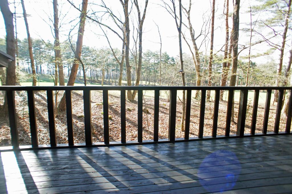 HARUNA WING Private cottage in the forest overlooking the golf course photo 3