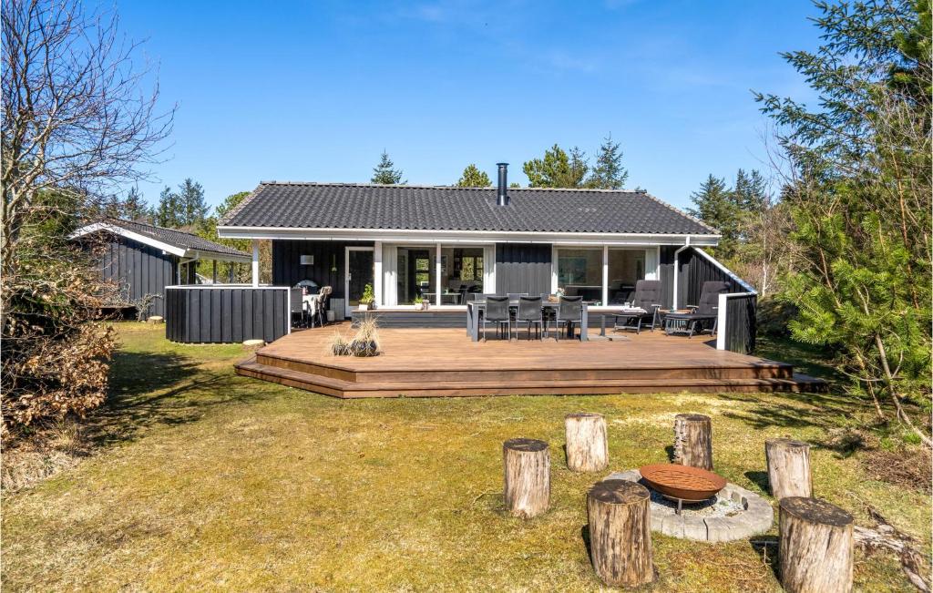 Awesome Home In Saltum With Sauna, Wifi And 4 Bedrooms