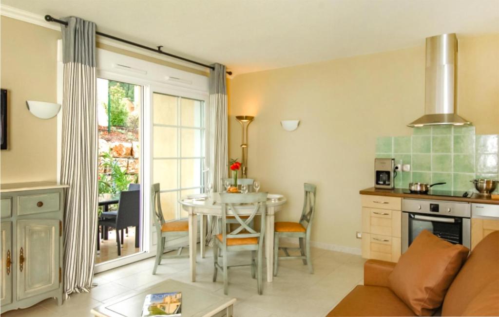 Nice Apartment In Callian With Outdoor Swimming Pool, Wifi And 2 Bedrooms photo 2